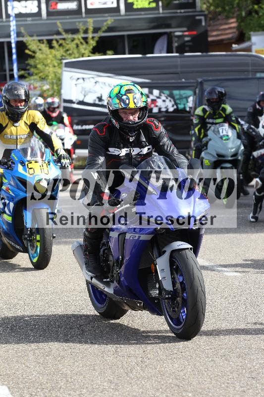 /Archiv-2022/65 20.09.2022 Straubhaar Fun Day ADR/Gruppe gruen/testbike